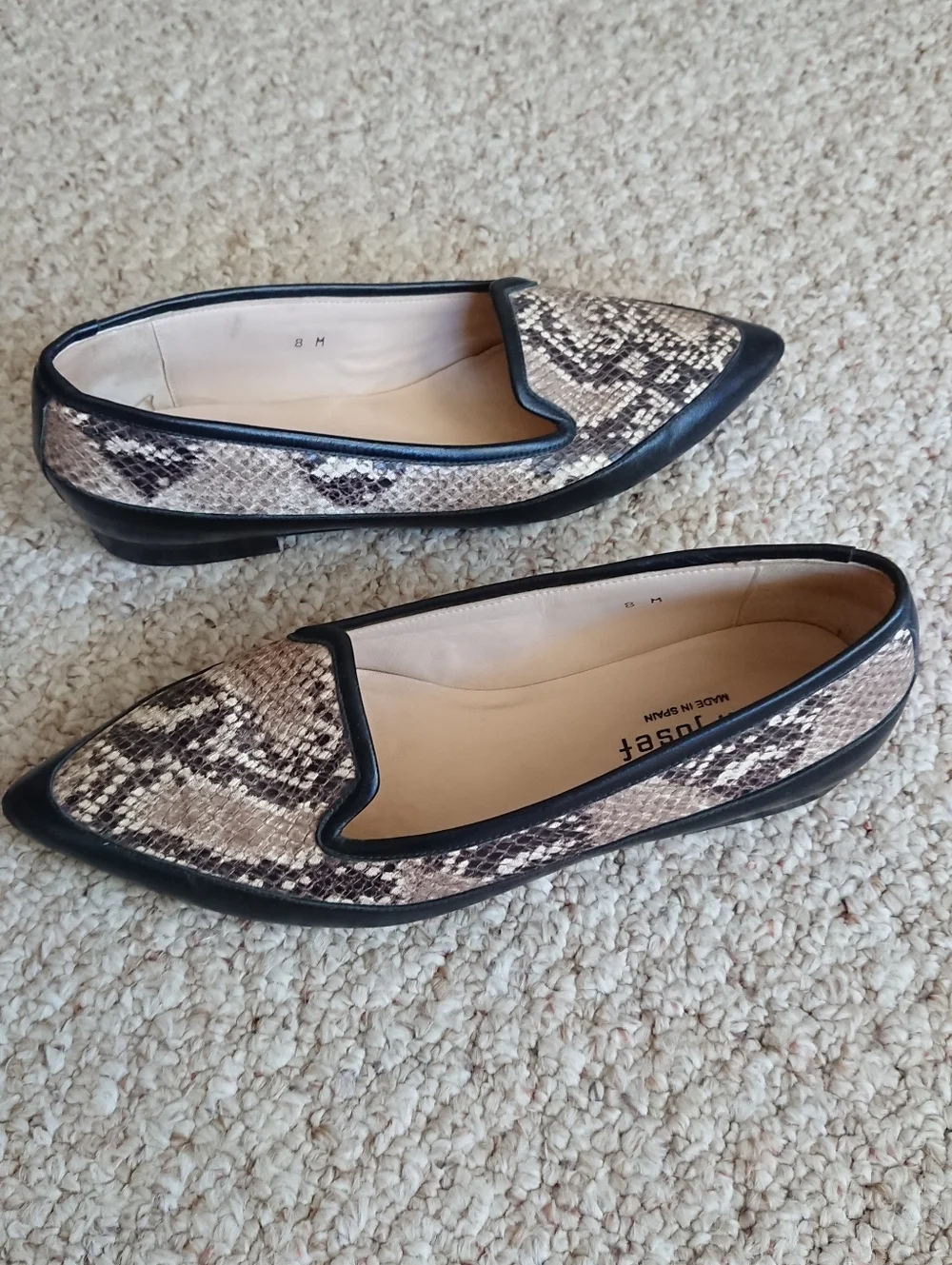 Jon Josef Gatsby Loafers Snake-Print Pointed Toe in Beige and Black size 7.5